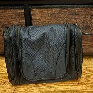 Elegant Dark Blue and Black Travel Bag for Women